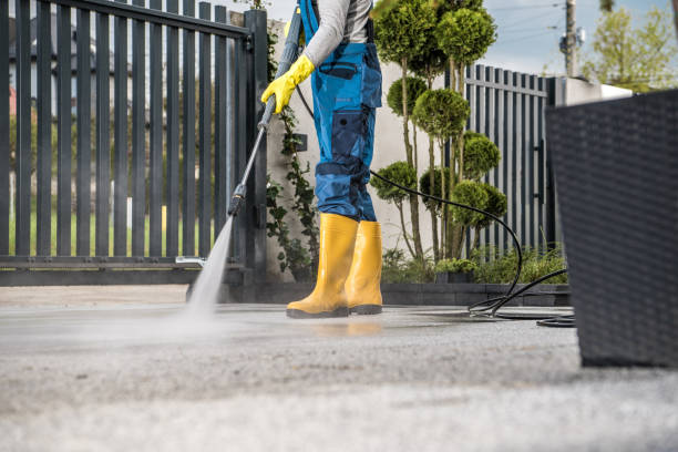 Why Choose Our Certified Pressure Washing Experts for Your Project Needs in Kelly Ridge, CA?